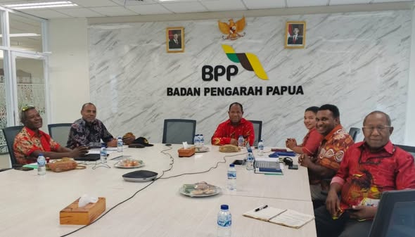 Sekolah Adat Negeri Papua Mulai Menerapkan Pendidikan Mulok Bahasa Ibu di 9 Kabupaten & 1 Kota Provinsi Papua