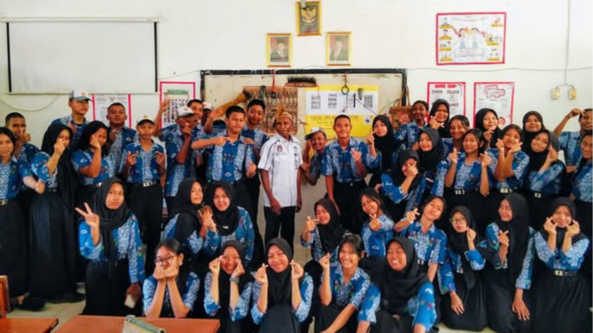 Read more about the article Supervisi Giat Belajar Bahasa Ibu “Bahasa Sentani”