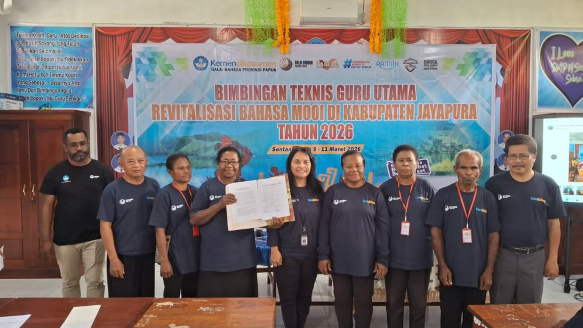 You are currently viewing Bimbingan Teknis Guru Utama Revitalisasi Bahasa Mooi di Kabupaten Jayapura