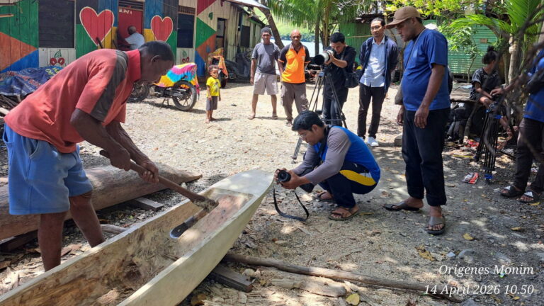 TVRI Papua Mendokumentasi “PERAHU DENYUT NADI HIDUP SUKU SENTANI”